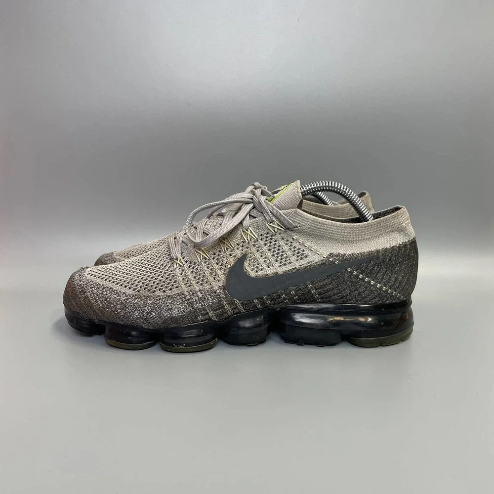 Mens Nike Air VaporMax Running Shoes Size 10.5 Gray Neon